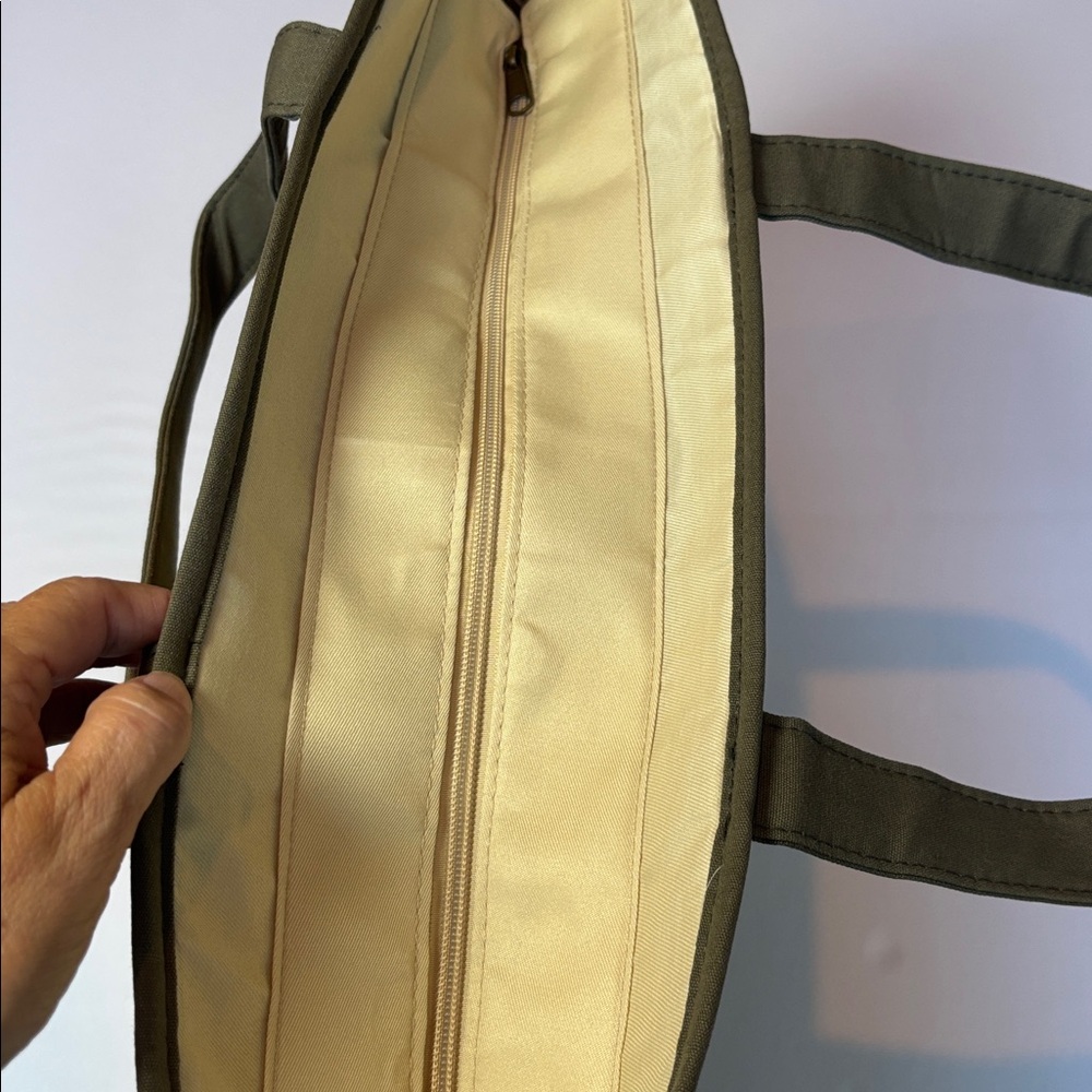 NEW! Caribbean Joe Oversized Tote / Overnight Bag - Picture 6 of 7